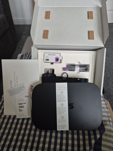 Sky hub broadband - hub, router