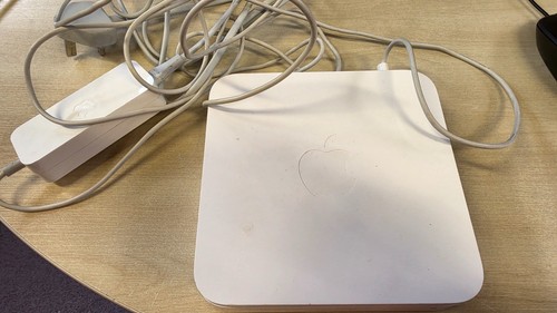 Apple airport extreme - airport,